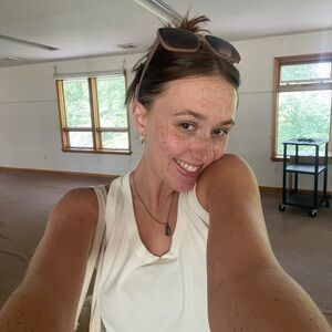 Meet your Posher, Carly